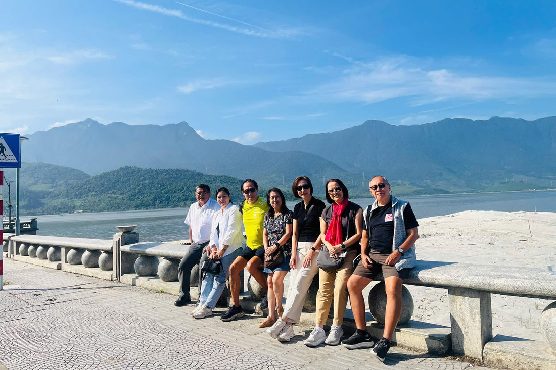 Connek Trip guests from the Philippines at Lang Co Bay